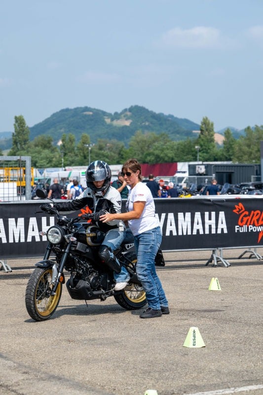 Yamaha fa il pieno a Varano: 5mila in pista per i 70 anni